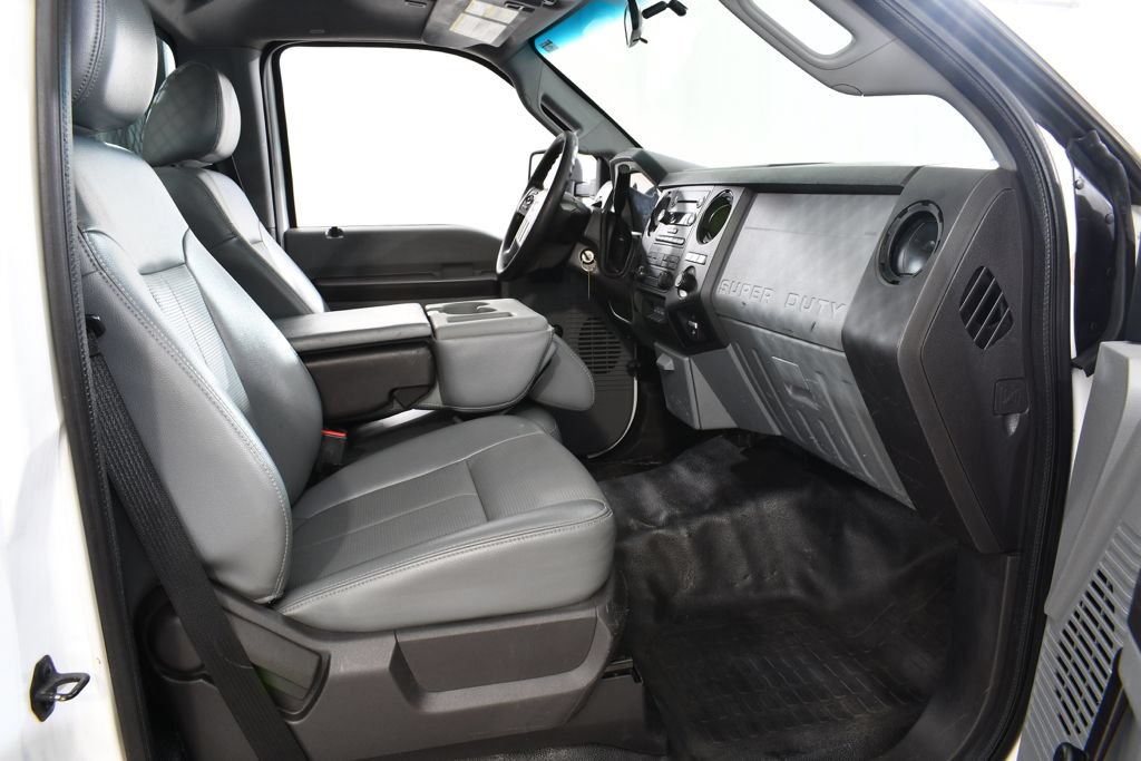 Used 2013 Ford F550 2WD Regular Cab Super Duty w/ Payload Upgrade Pkg image 10