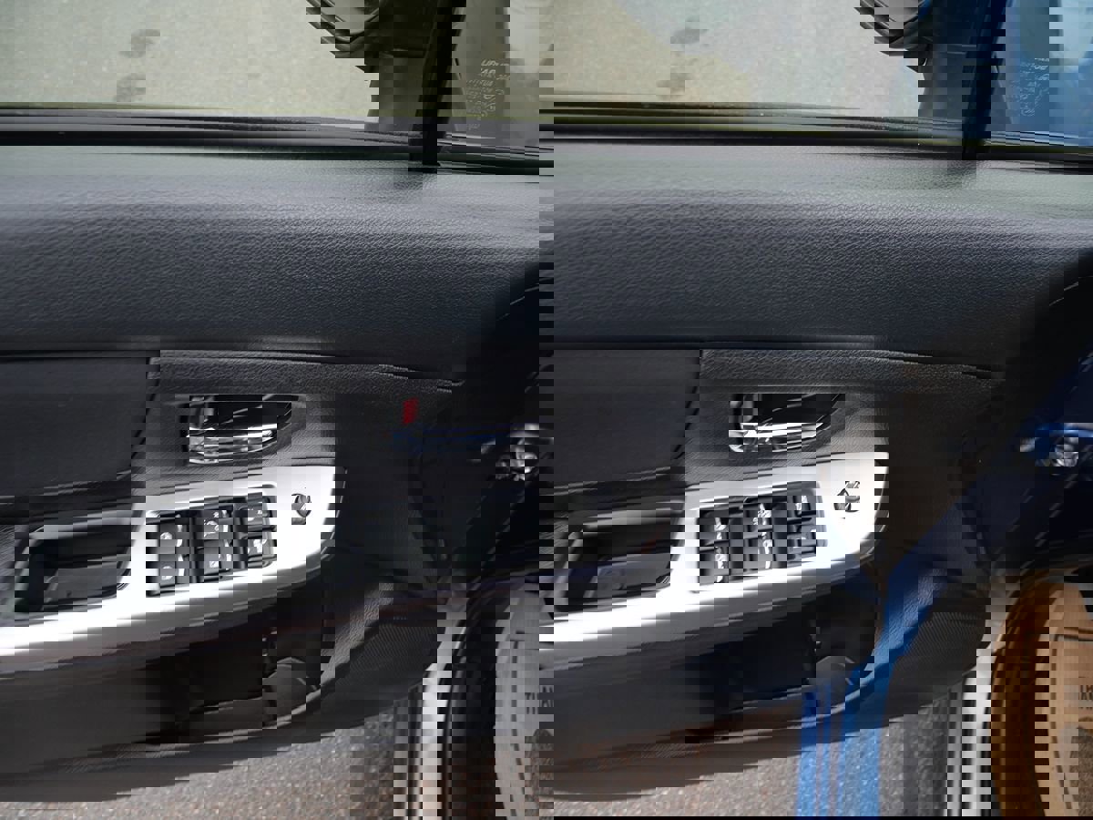 Used 2015 Subaru Impreza 2.0i Premium image 13