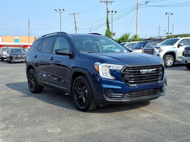 Used 2023 GMC Terrain SLE w/ Driver Convenience Package