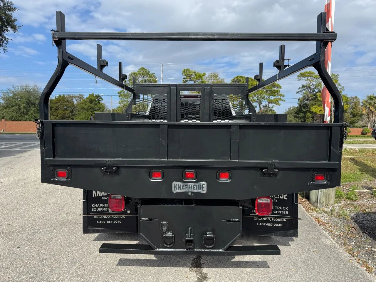 Used 2021 GMC Sierra 3500 2WD Crew Cab w/ Convenience Package image 18