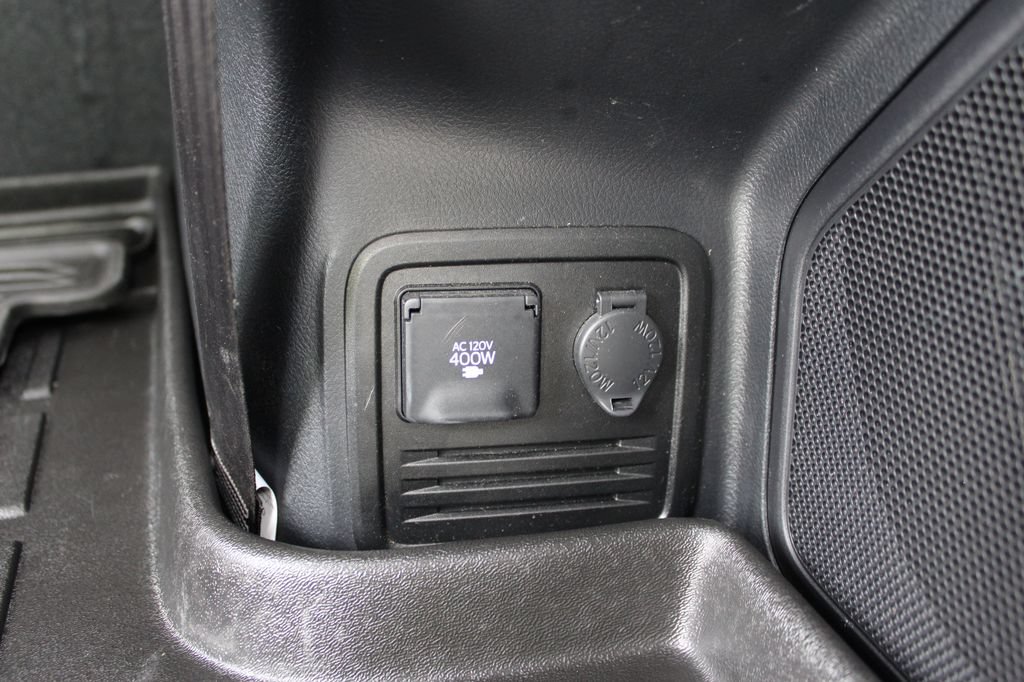 Used 2023 Toyota 4Runner Limited AWD/4WD image 34