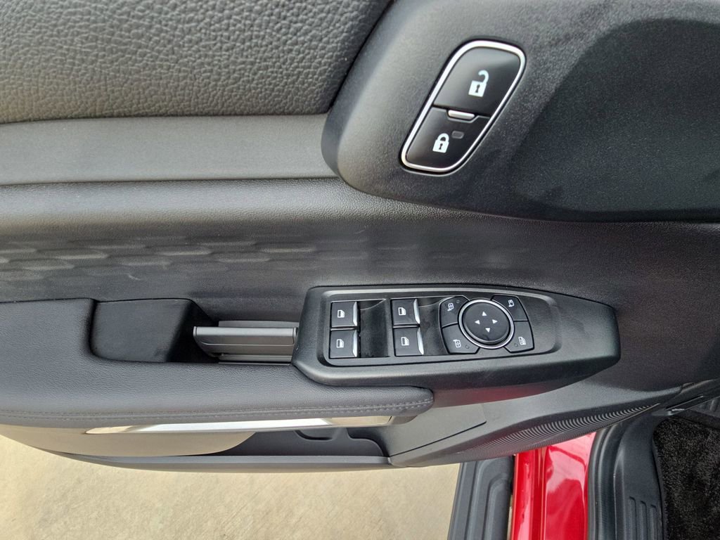 Used 2025 Ford Ranger XLT w/ Equipment Group 301A High image 28