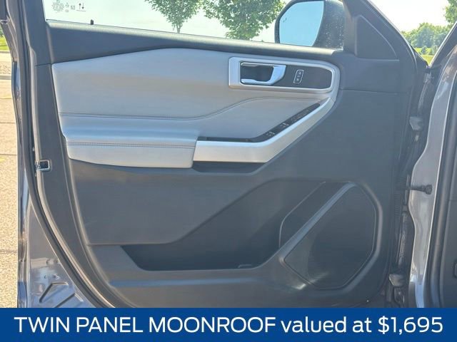 Certified 2021 Ford Explorer XLT w/ Equipment Group 202A AWD/4WD image 5
