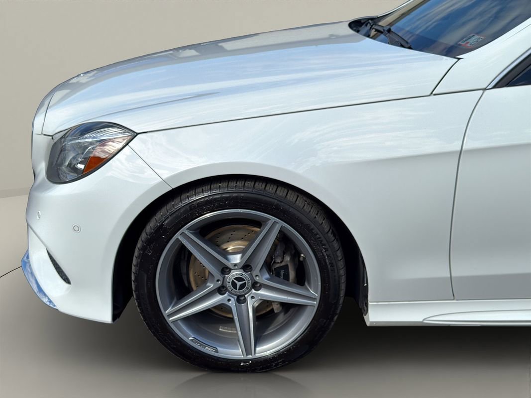 Used 2016 Mercedes-Benz E 350 4MATIC Sedan image 22
