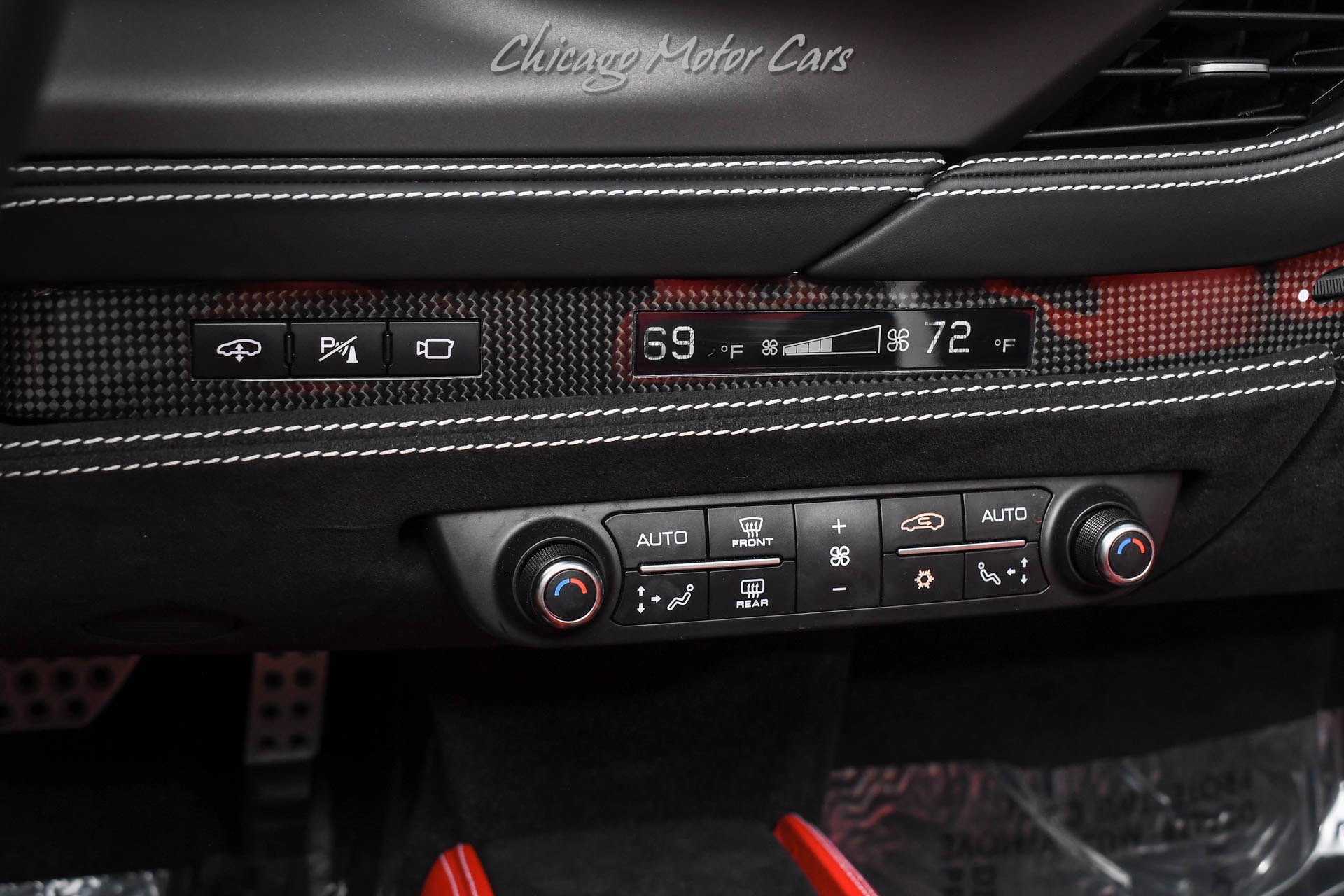 Used 2023 Ferrari F8 Tributo RWD image 18
