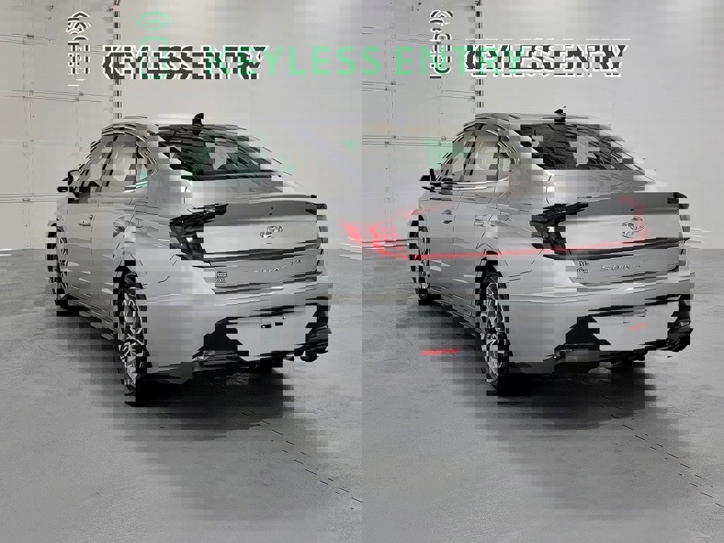 Used 2021 Hyundai Sonata SEL w/ Cargo Package image 5