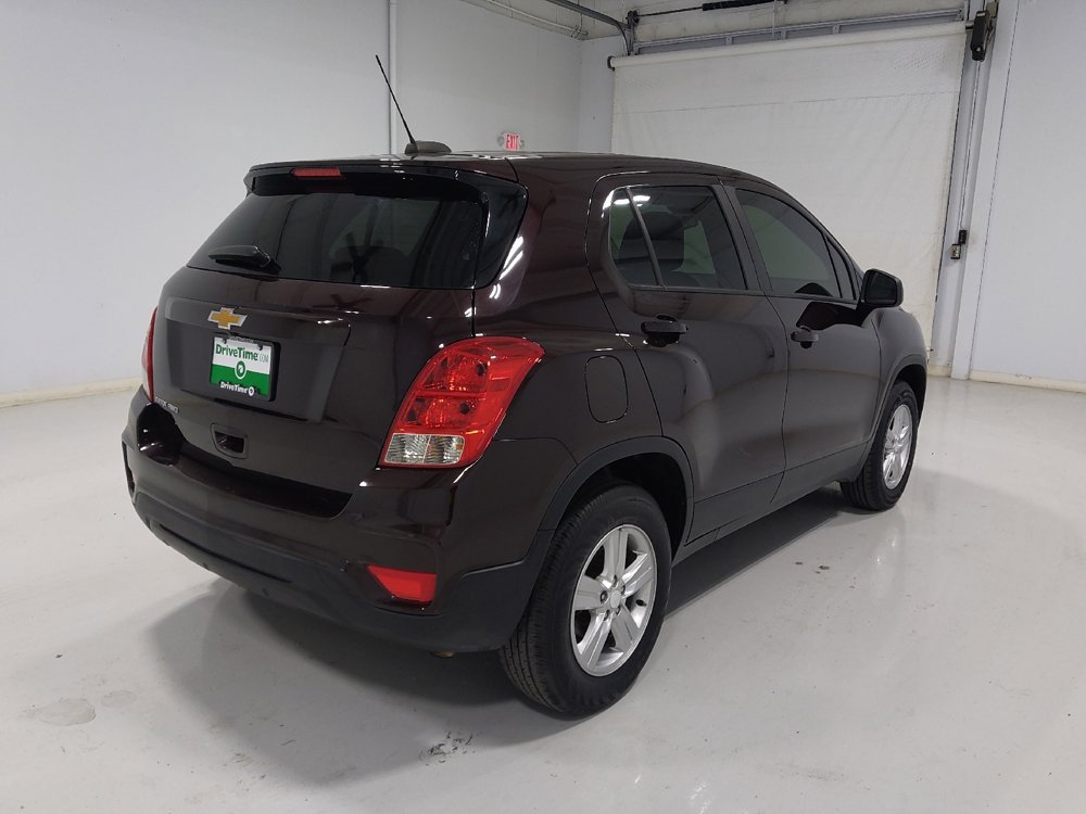 Used 2021 Chevrolet Trax LS w/ Tint and Cruise Package image 9