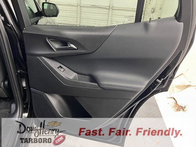 New 2026 Chevrolet Equinox LT w/ Convenience Package II FWD image 38