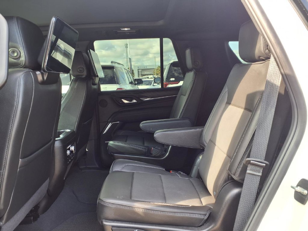 Certified 2024 GMC Yukon Denali w/ Max Trailering Package AWD/4WD image 17