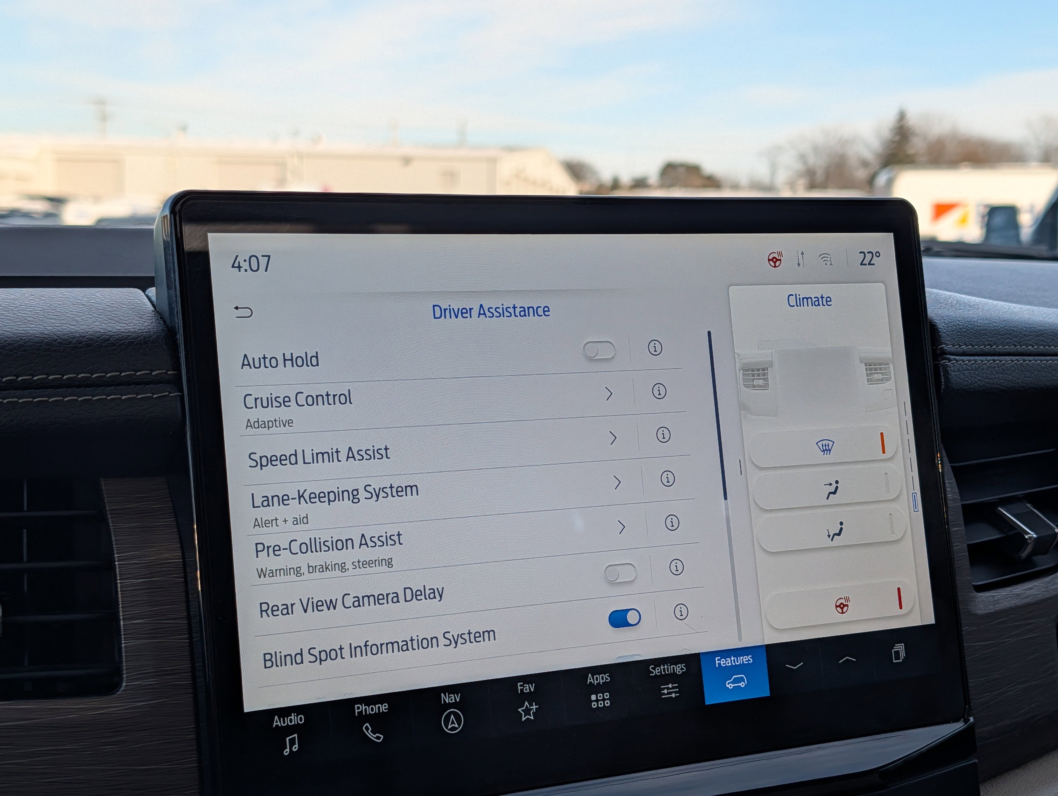 Used 2024 Ford Expedition Max Limited image 21