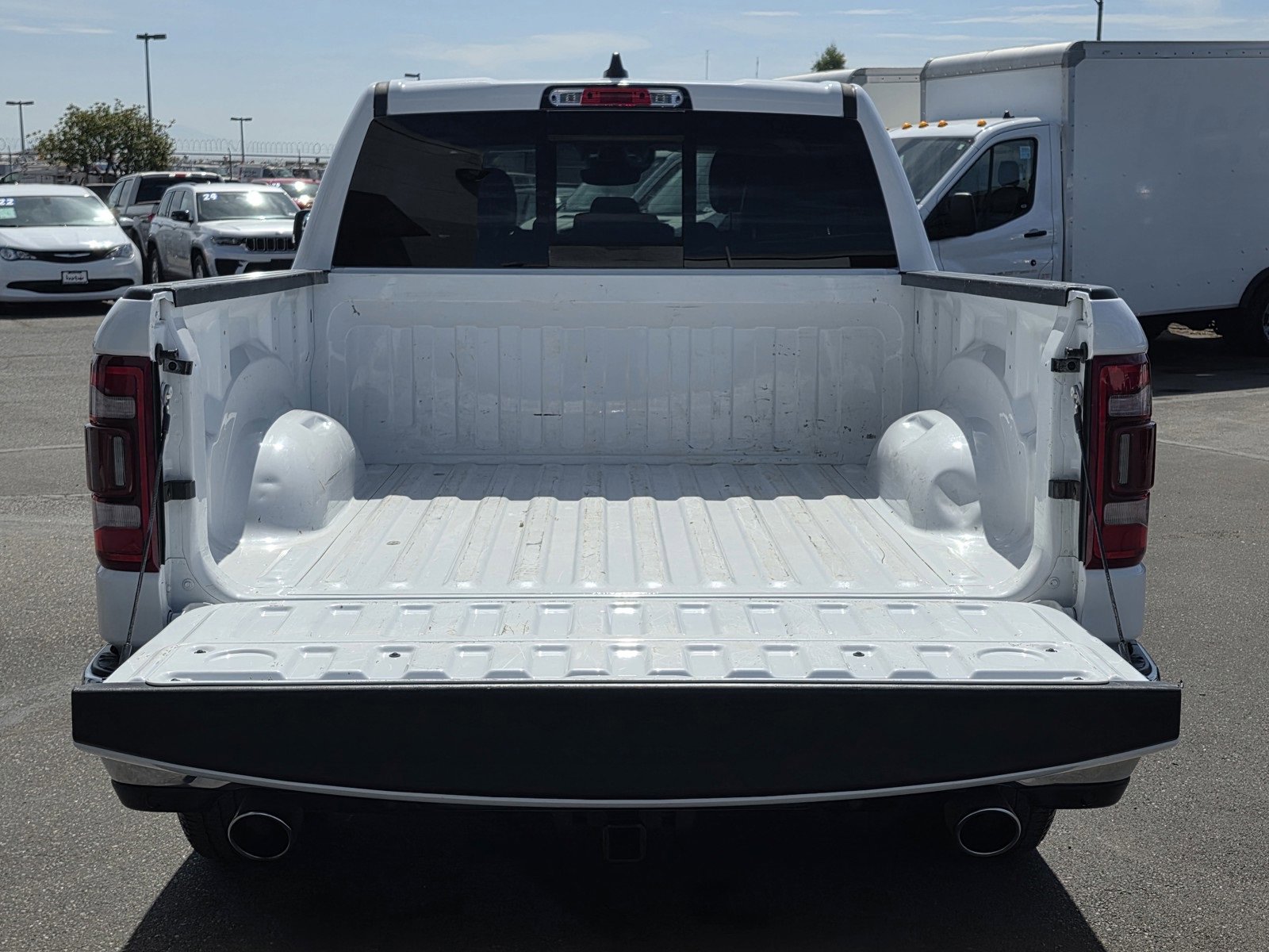 Used 2022 RAM 1500 Laramie image 12