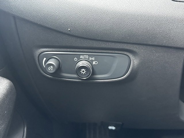 Certified 2024 Chevrolet Equinox LT image 30