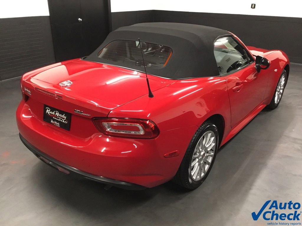 Used 2018 FIAT 124 Spider Classica w/ Technology Group image 22