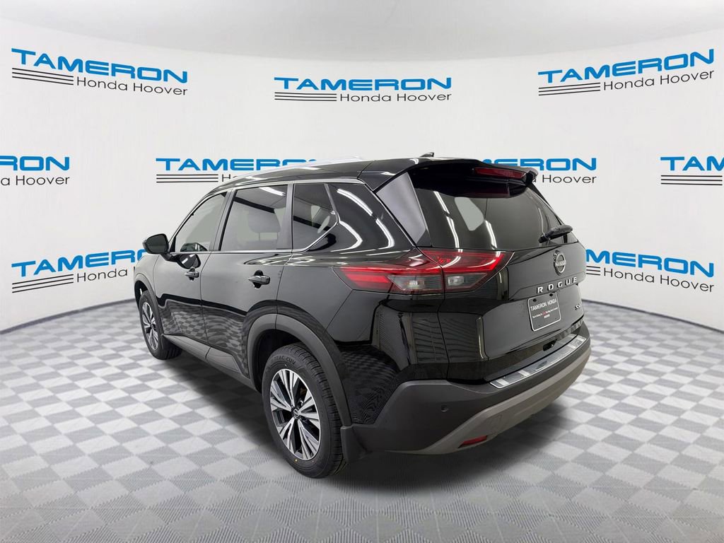 Used 2023 Nissan Rogue SV w/ SV Premium B Package FWD image 3
