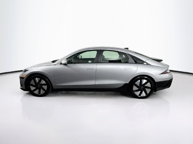 Certified 2024 Hyundai Ioniq 6 SE RWD image 7