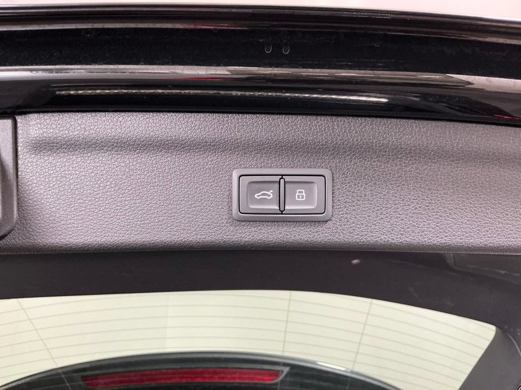 Used 2022 Audi Q3 2.0T Premium Plus AWD/4WD image 30