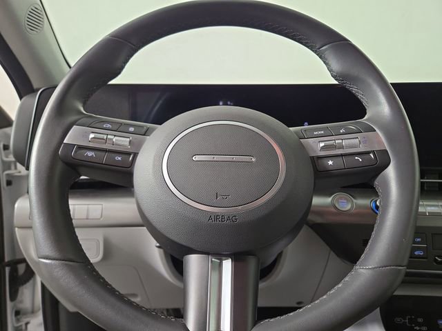 Used 2025 Hyundai Kona SEL image 20