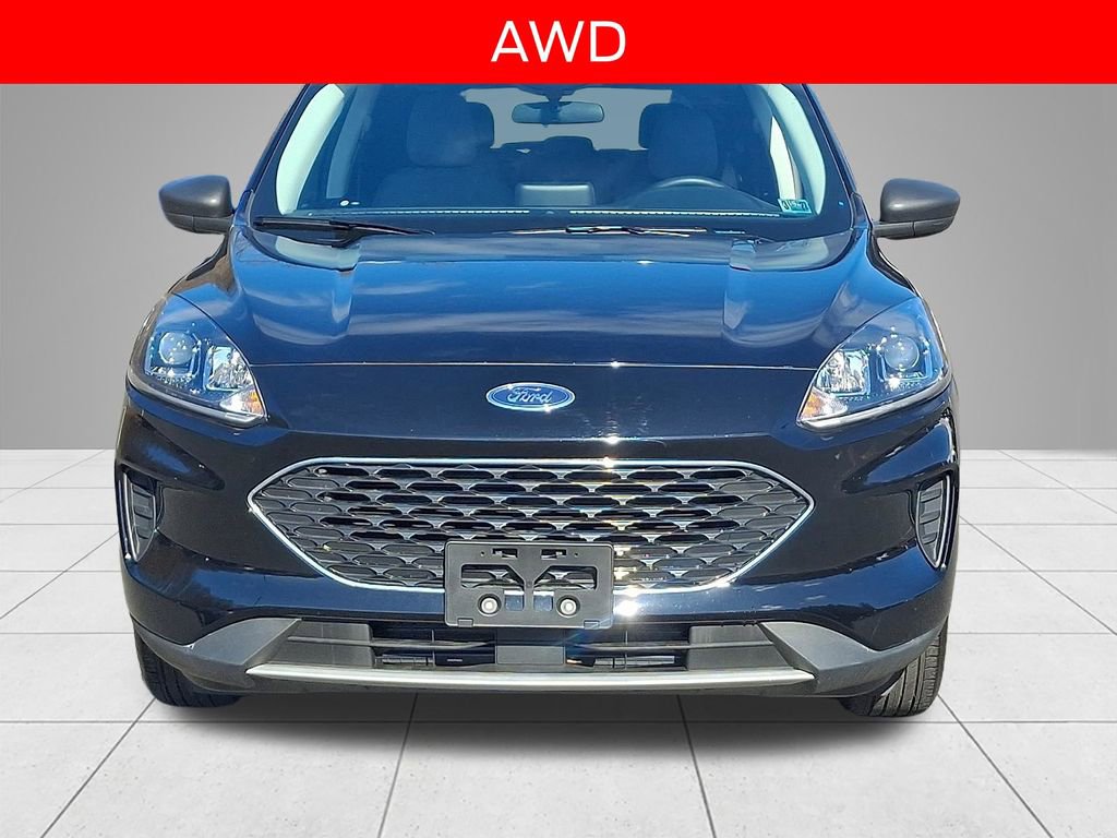 Used 2022 Ford Escape SE w/ Convenience Package image 2