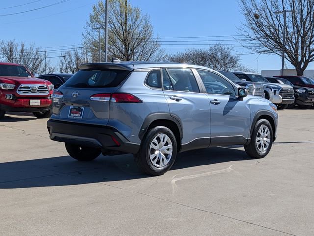 Used 2025 Toyota Corolla Cross L image 6
