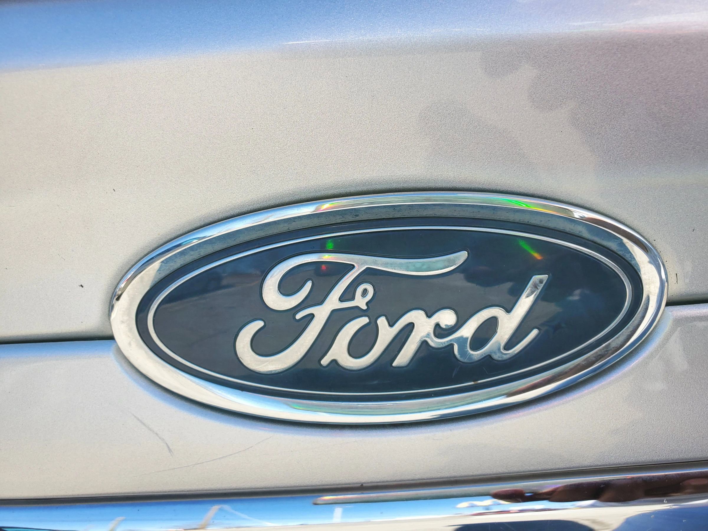 Used 2017 Ford Fusion SE w/ Equipment Group 201A image 10