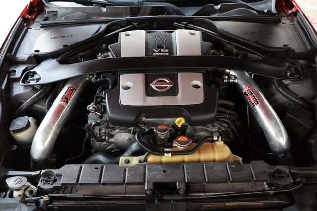 Used 2013 Nissan 370Z Touring RWD image 23