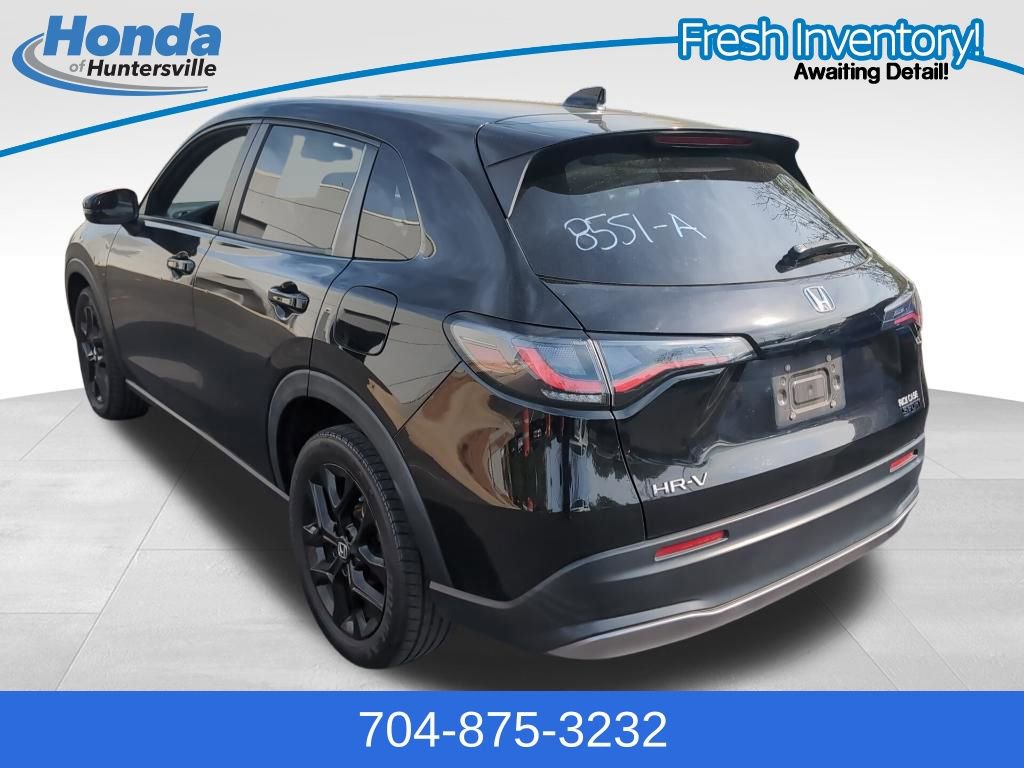 Used 2023 Honda HR-V Sport image 5