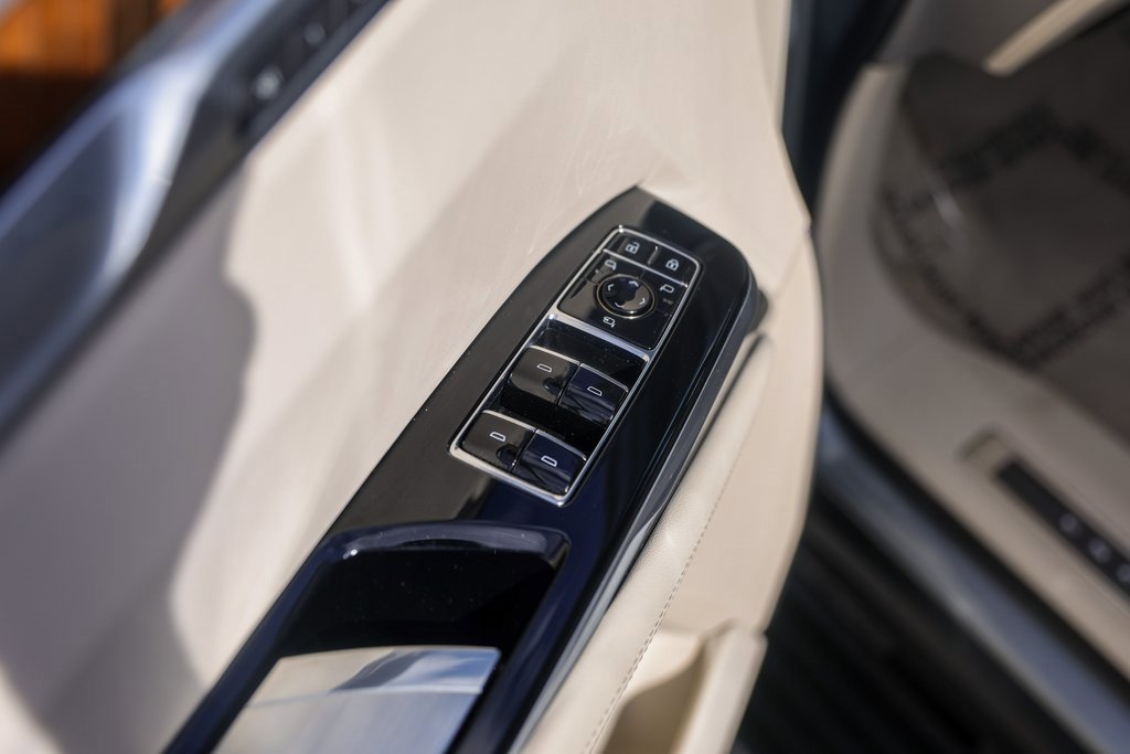 Certified 2025 Cadillac Escalade Sport Platinum image 22