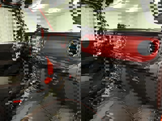 Used 2023 Jeep Wrangler Unlimited Rubicon w/ LED Lighting Group image 29