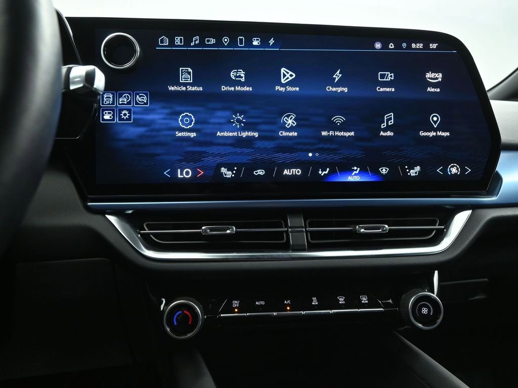 Used 2025 Chevrolet Equinox EV LT w/ Convenience Package image 8