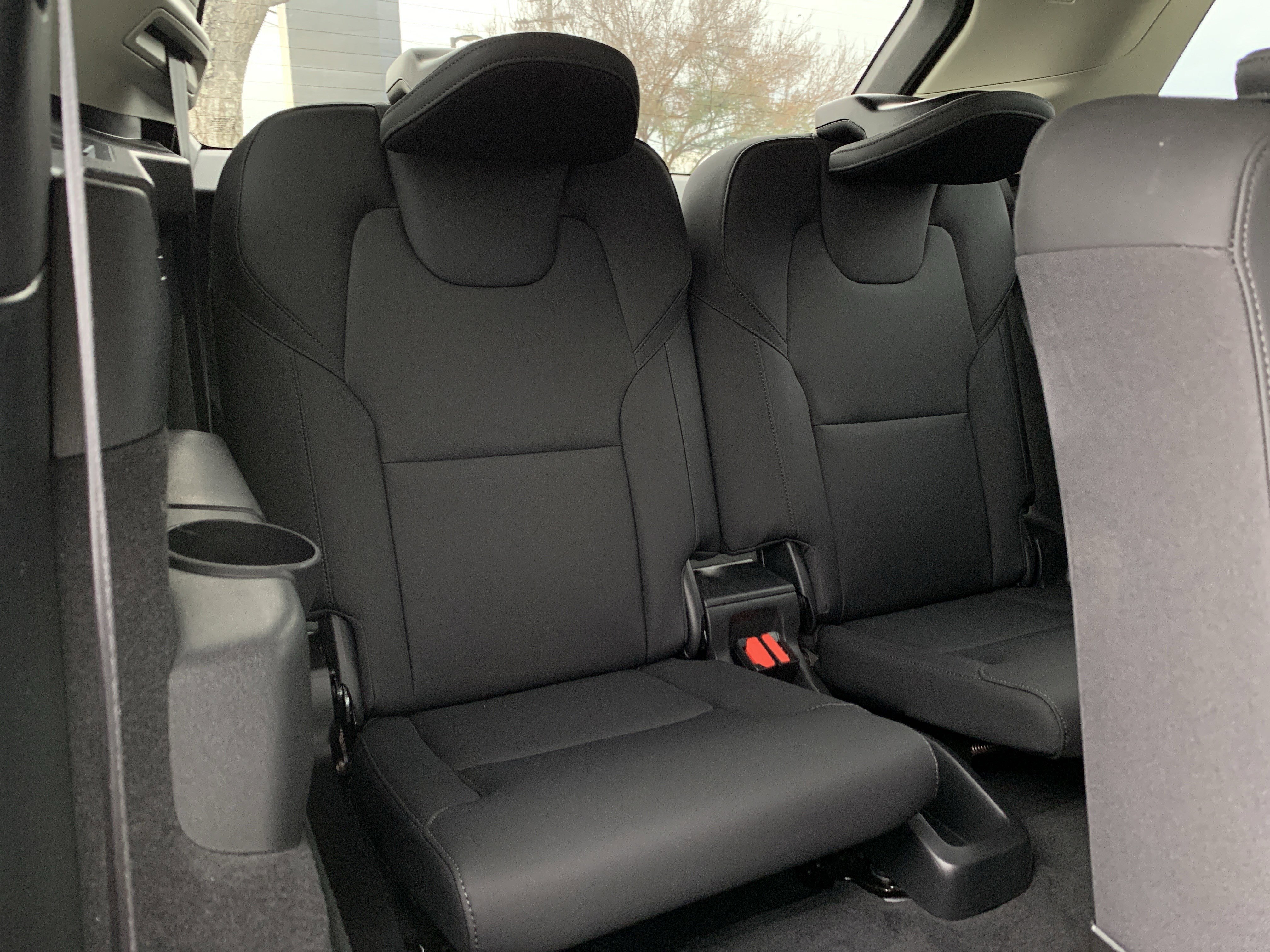 Used 2025 Volvo XC90 B6 Plus image 33