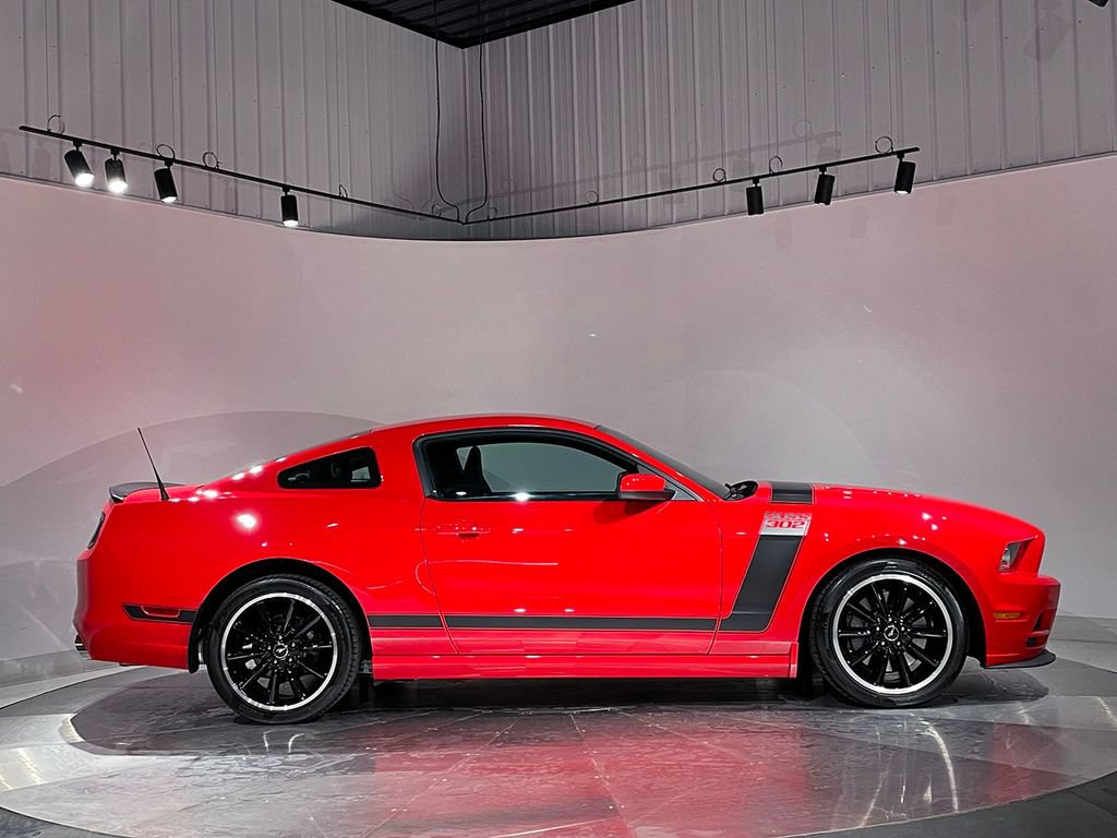 Used 2013 Ford Mustang Boss 302 w/ Boss 302 Accessory Pkg RWD image 4