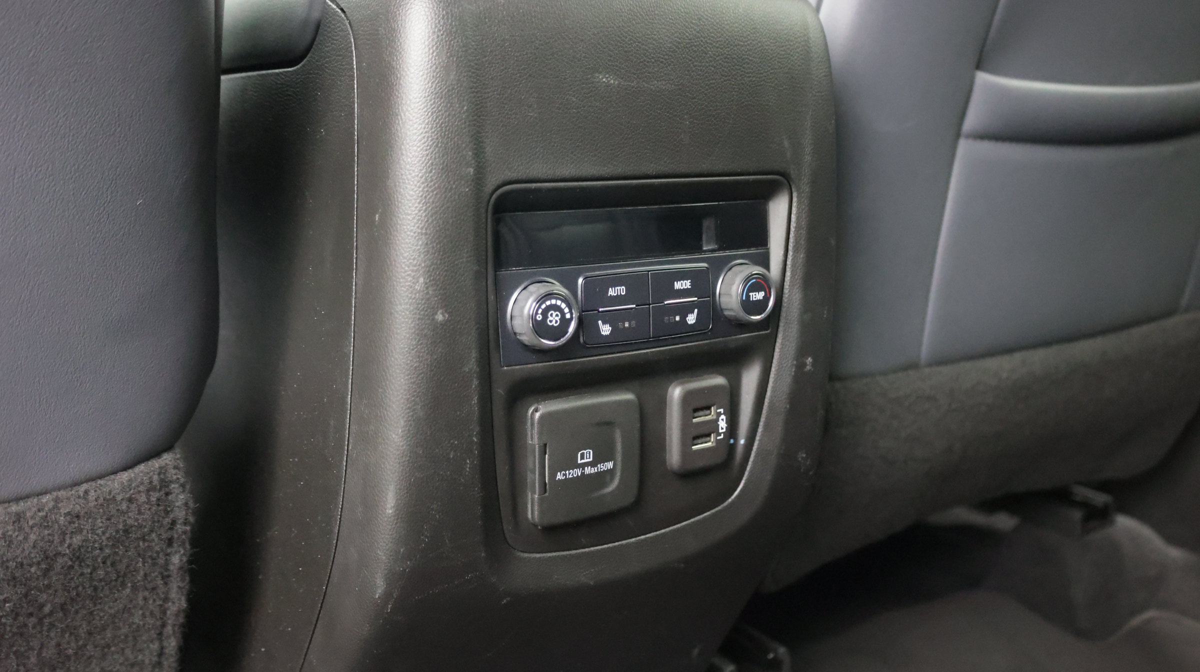 Used 2022 Buick Enclave Premium FWD image 32