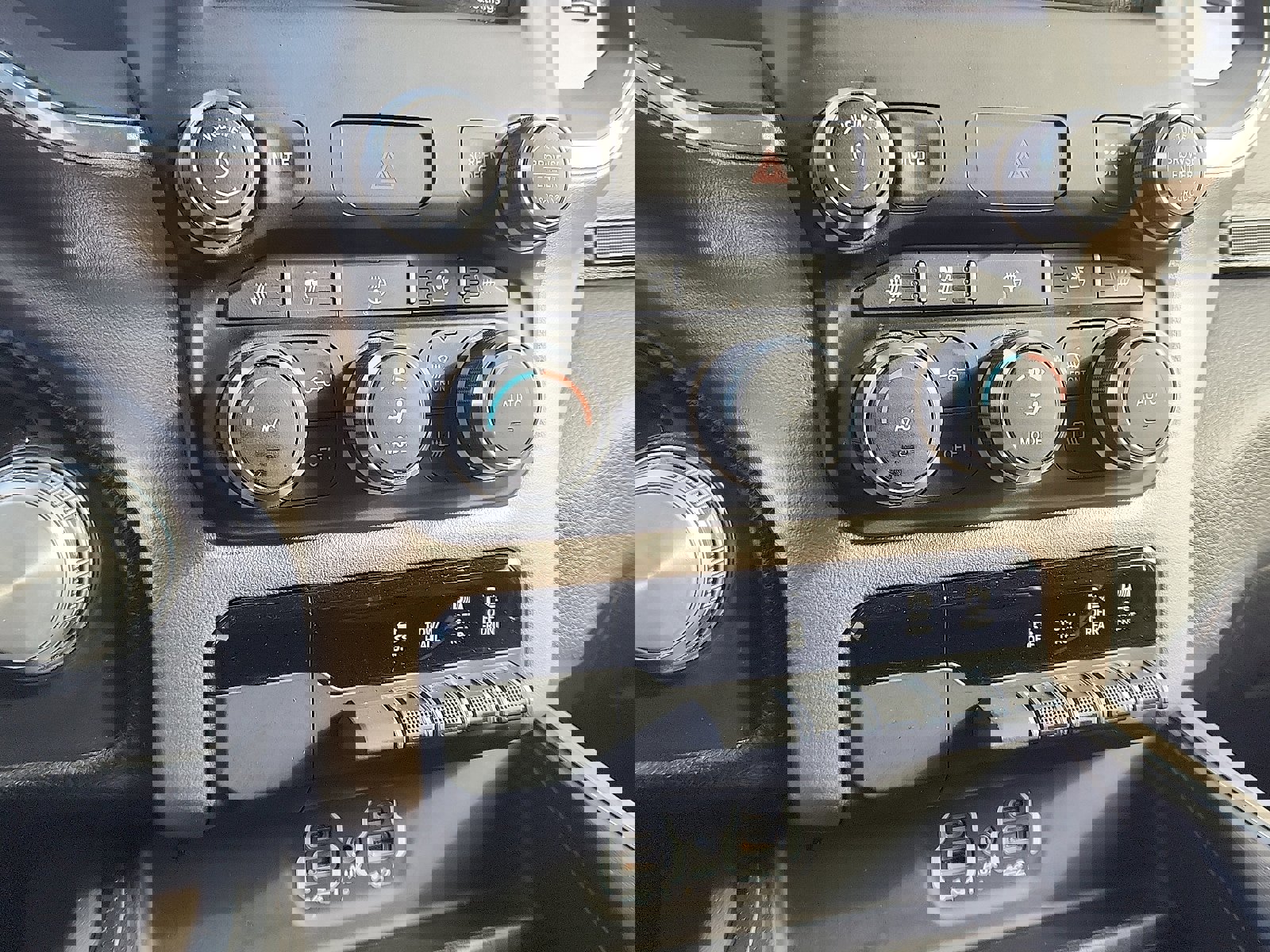 Used 2021 RAM 1500 Laramie image 31