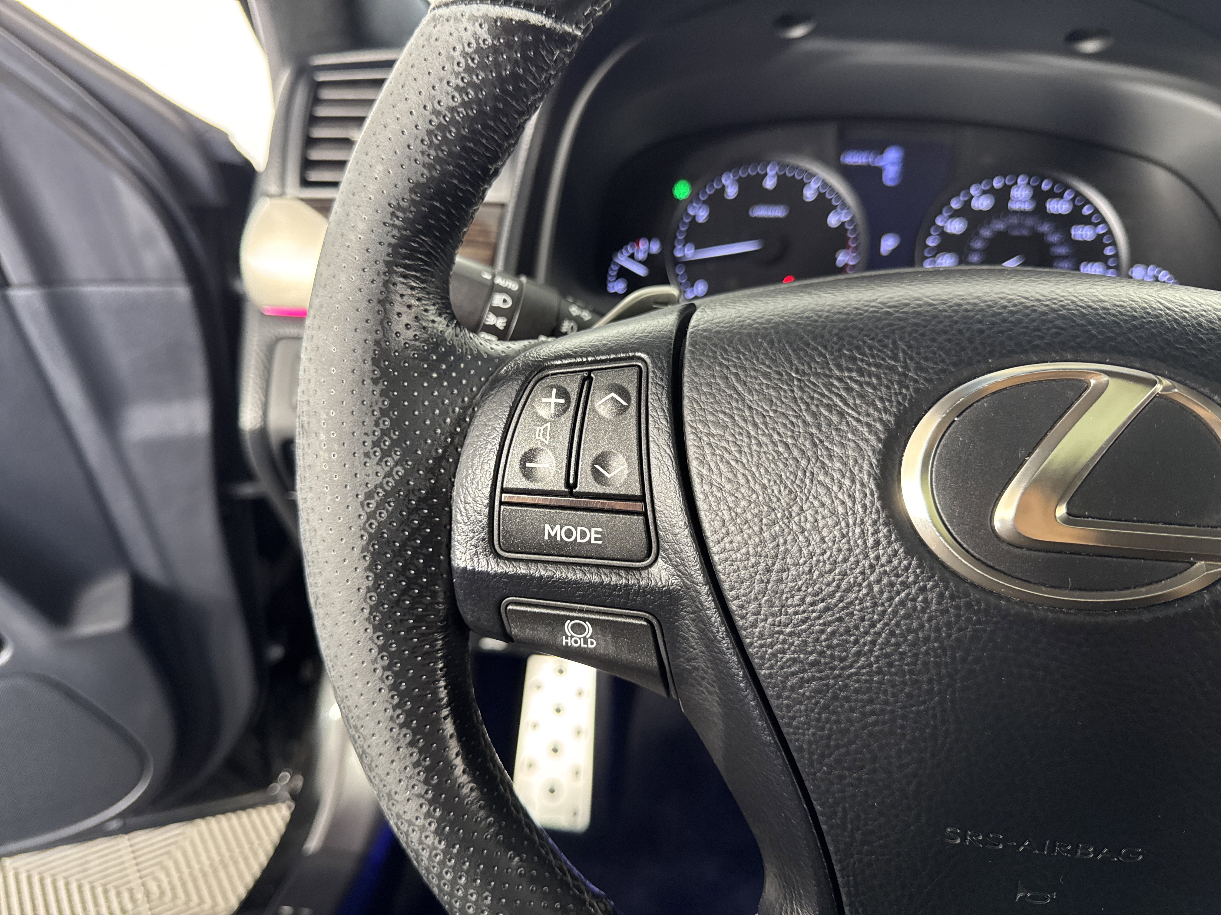 Used 2017 Lexus LS 460 w/ F Sport Midnight Edition RWD image 31