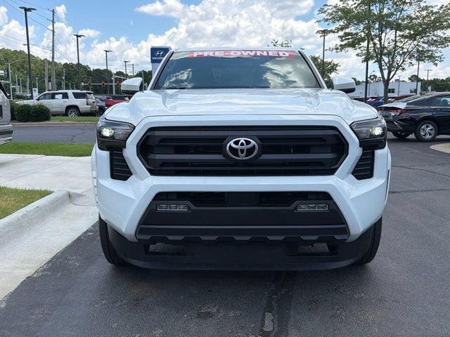 Used 2024 Toyota Tacoma SR5 RWD image 3