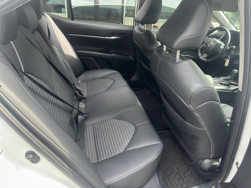 Used 2024 Toyota Camry SE FWD image 13