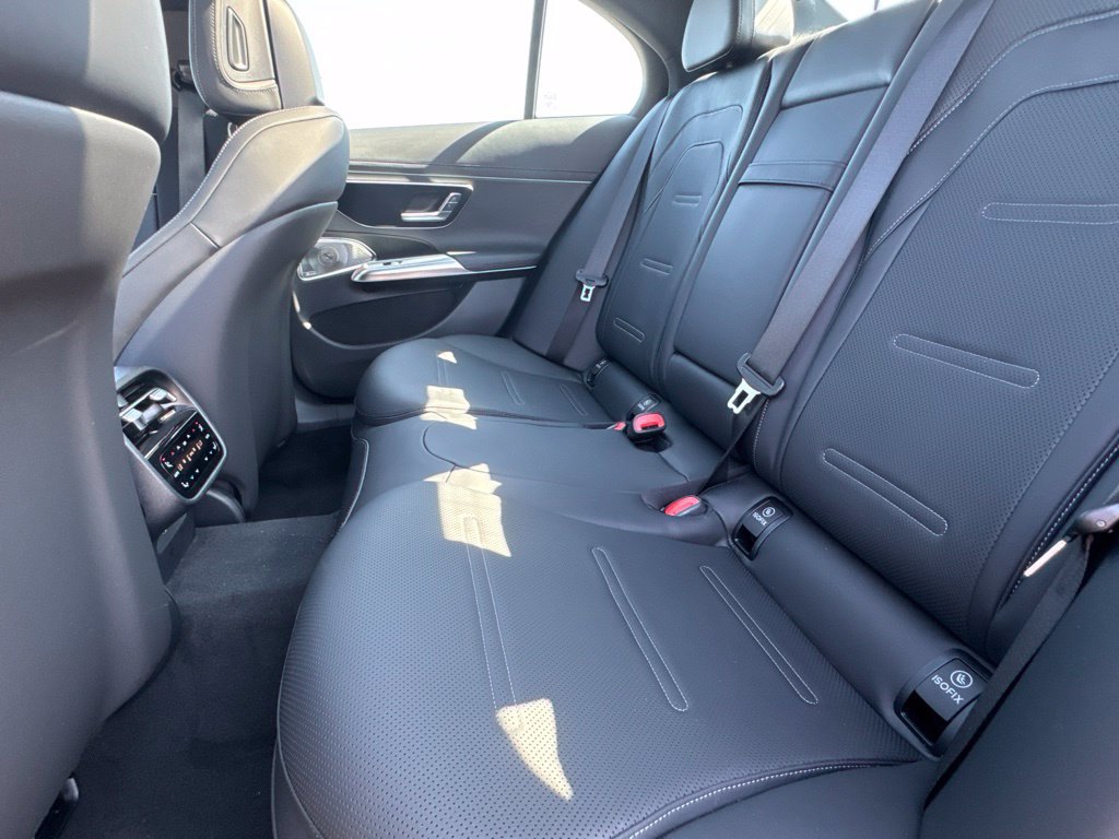New 2027 Mercedes-Benz E 53 AMG e 4MATIC Sedan image 30