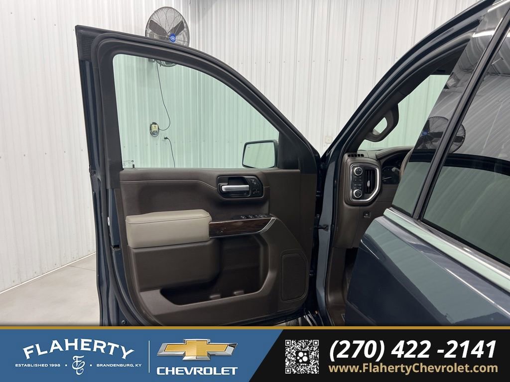 Used 2021 GMC Sierra 1500 SLT w/ SLT Premium Package image 8