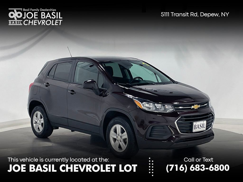 Used 2021 Chevrolet Trax LS w/ Tint and Cruise Package AWD/4WD image 1