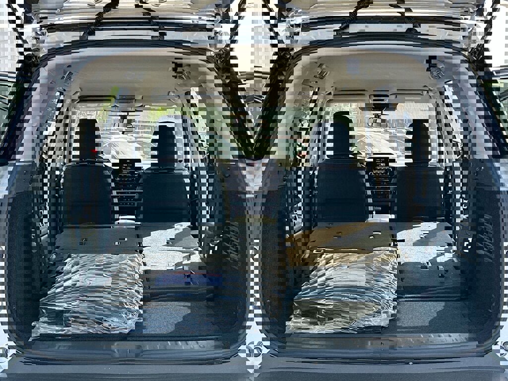 New 2025 Nissan Pathfinder SV image 7