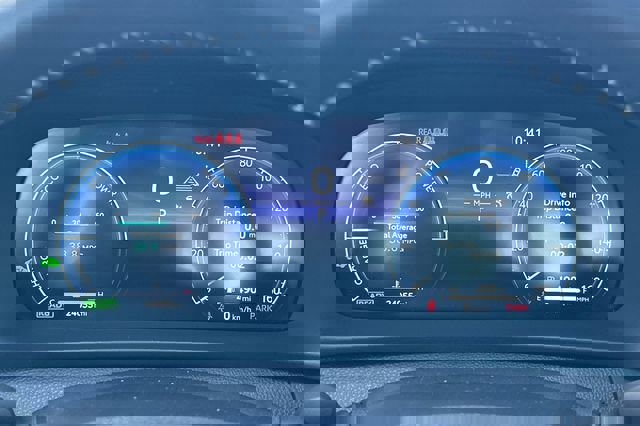 Used 2024 Toyota Crown Limited image 28