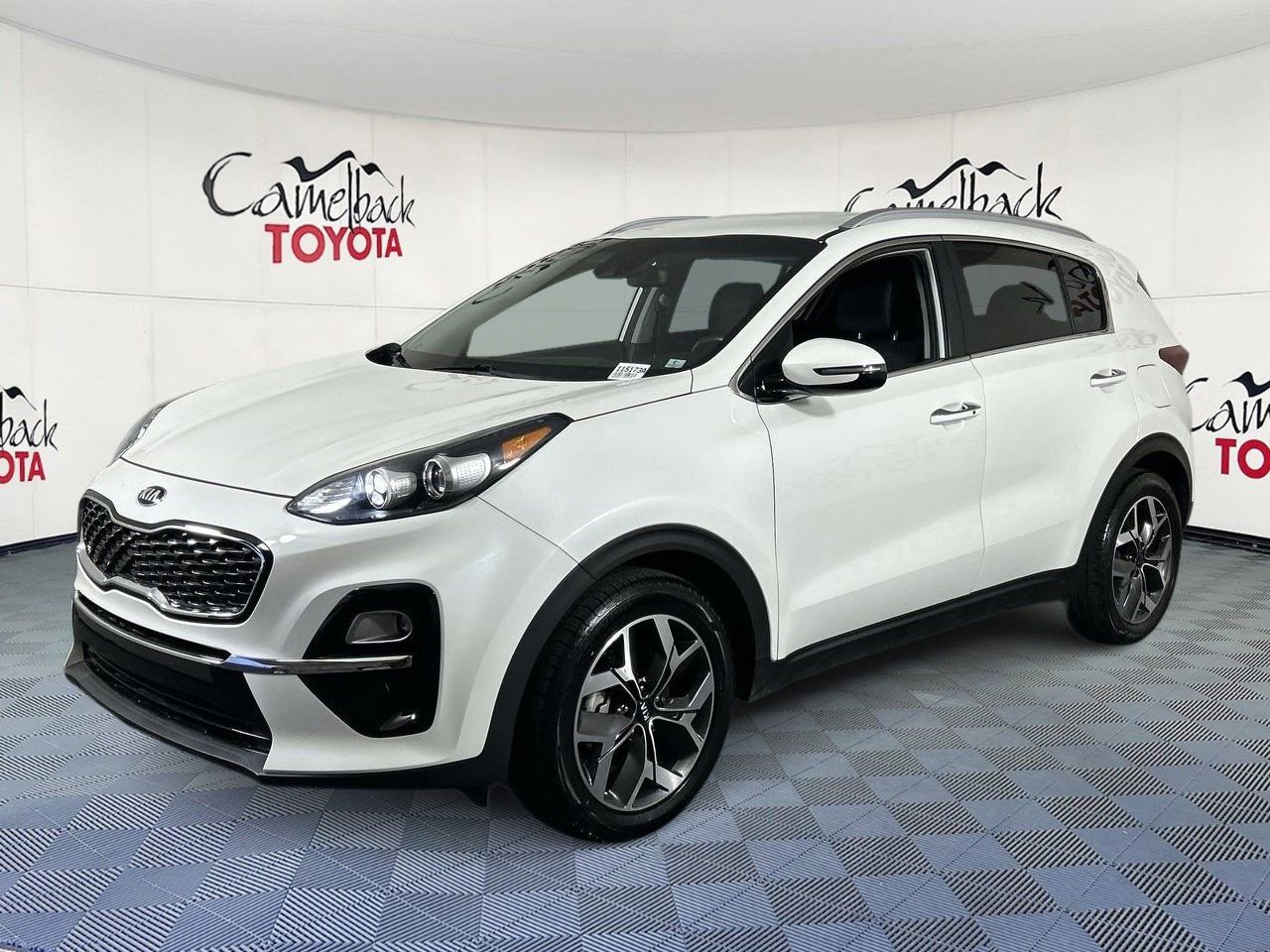 Used 2021 Kia Sportage EX FWD image 2
