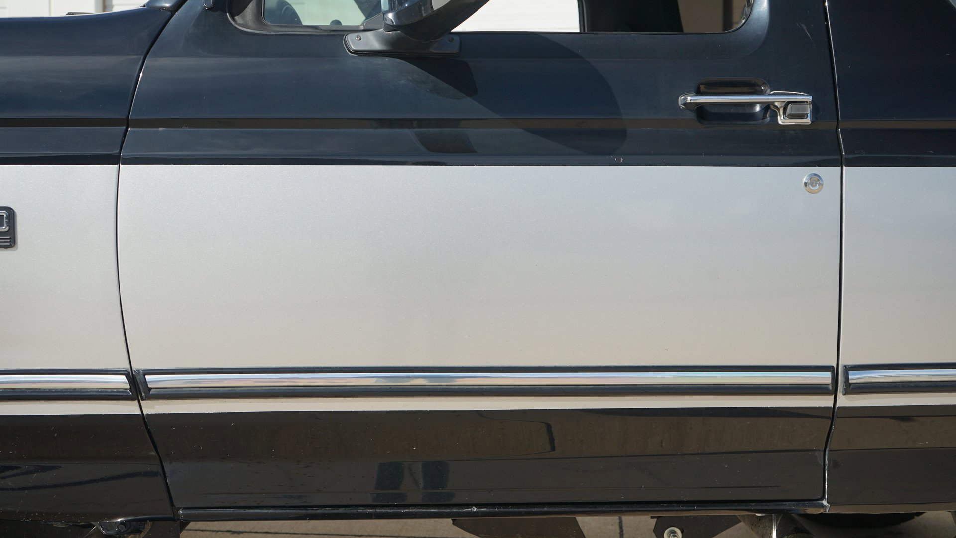 Used 1995 Ford Bronco XLT image 36