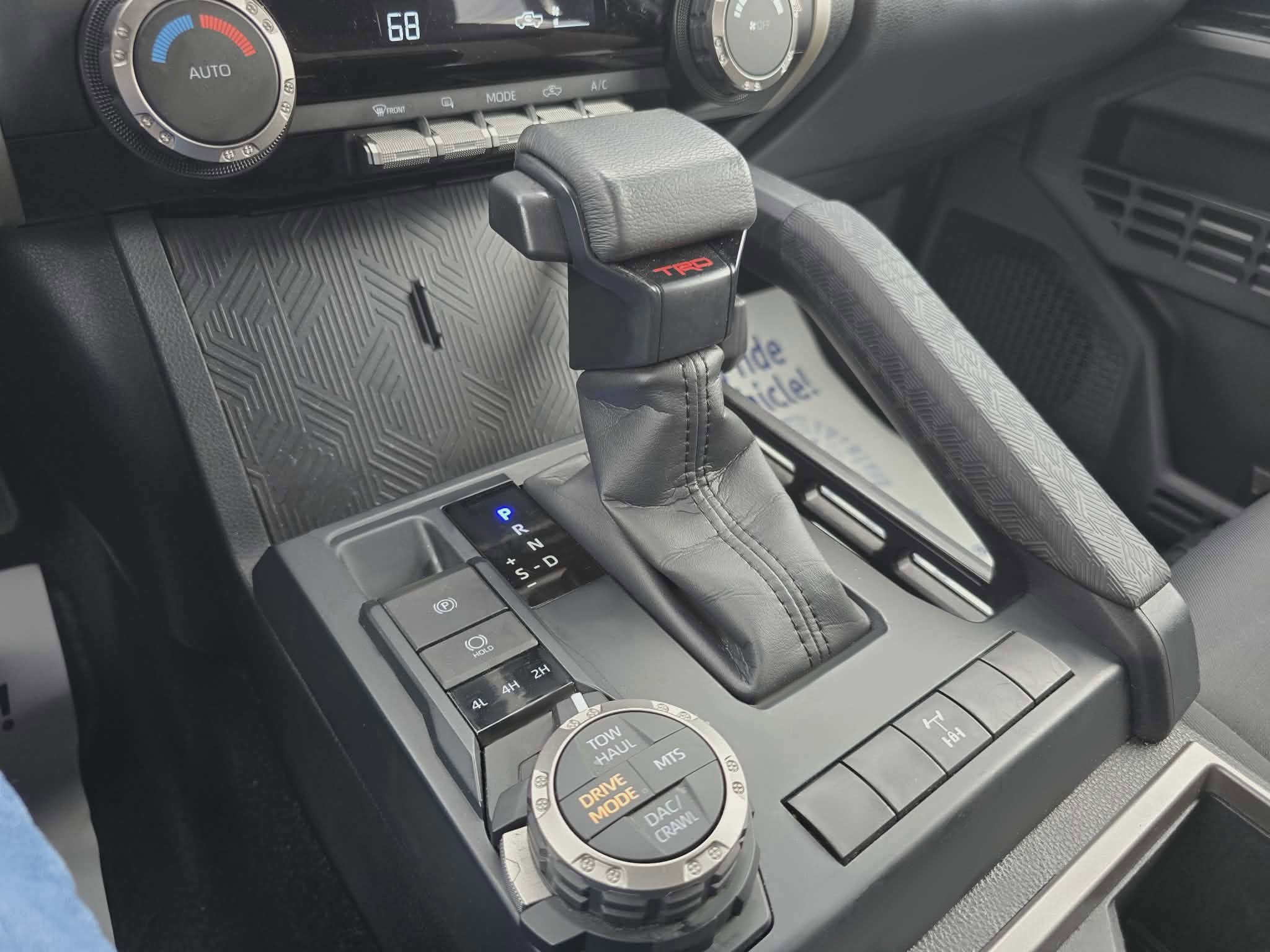 Used 2025 Toyota Tacoma TRD Off-Road image 23