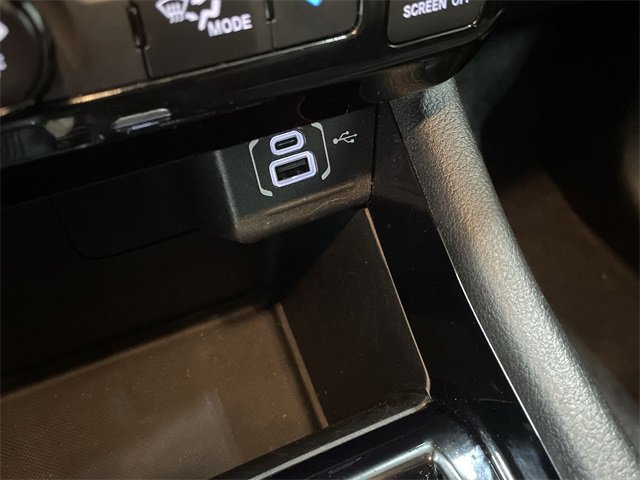 Used 2024 Jeep Compass Limited image 27