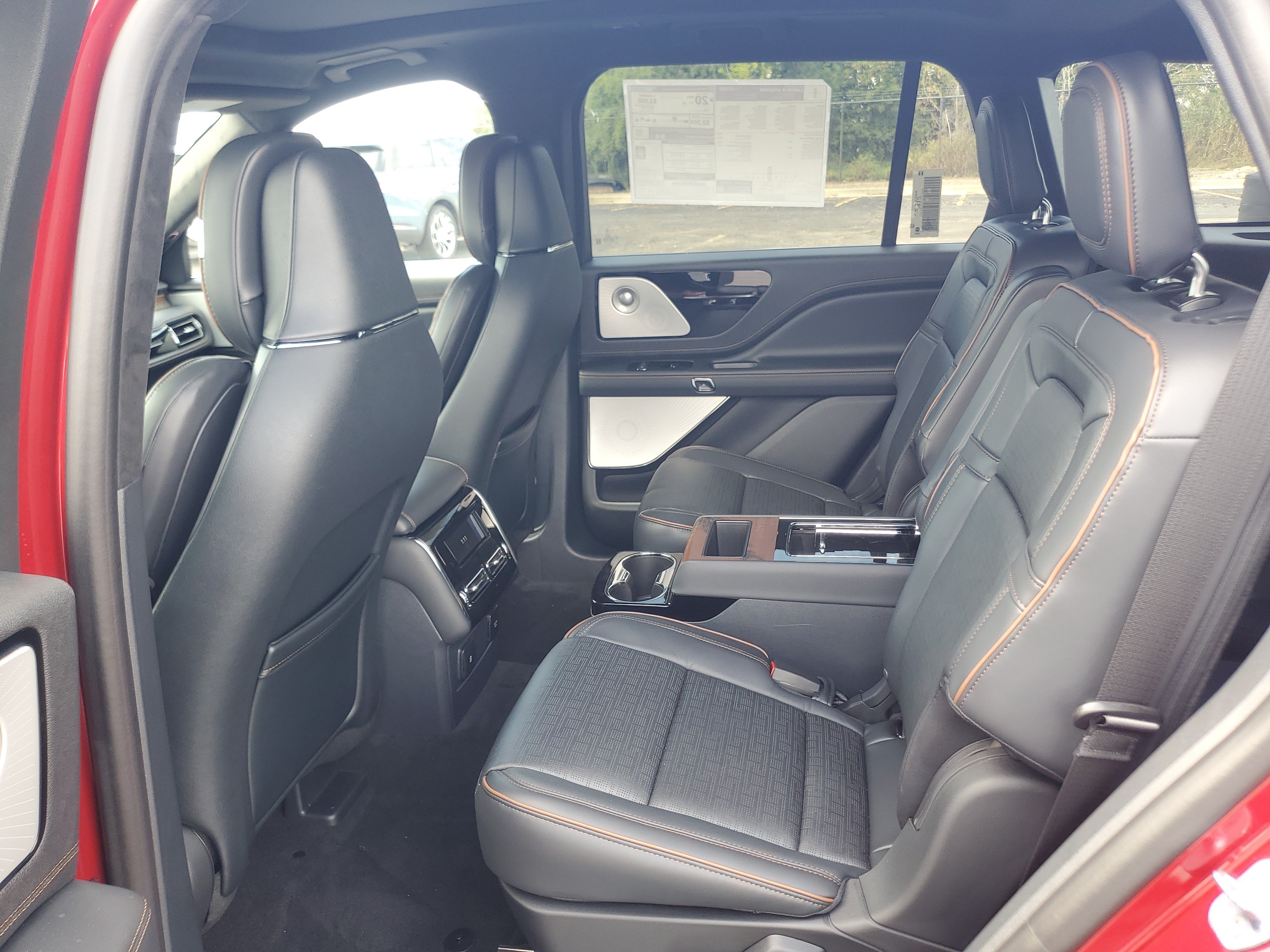 New 2027 Lincoln Aviator Black Label w/ Dynamic Handling Package AWD/4WD image 23