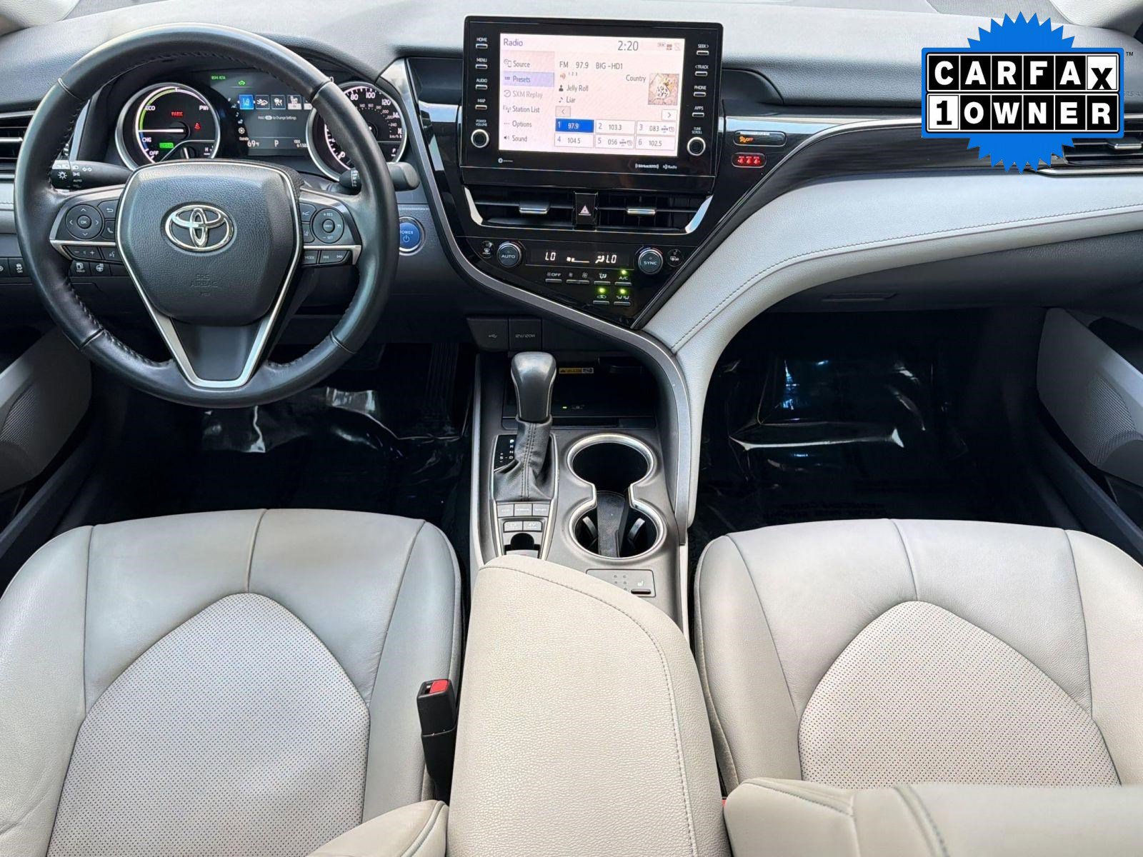 Used 2023 Toyota Camry XLE w/ Cold Weather Package image 16