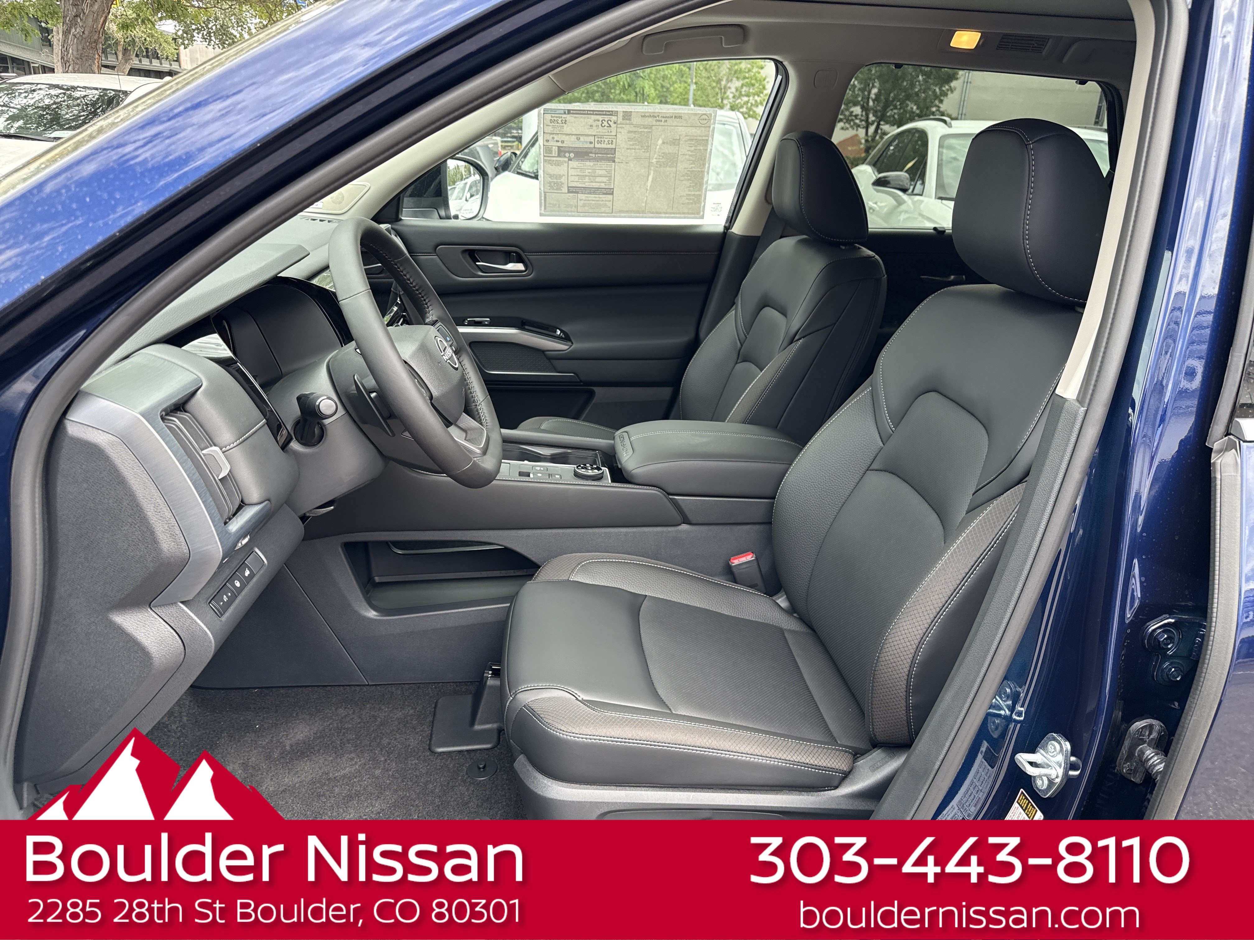 New 2026 Nissan Pathfinder SL w/ SL Premium Package AWD/4WD image 15