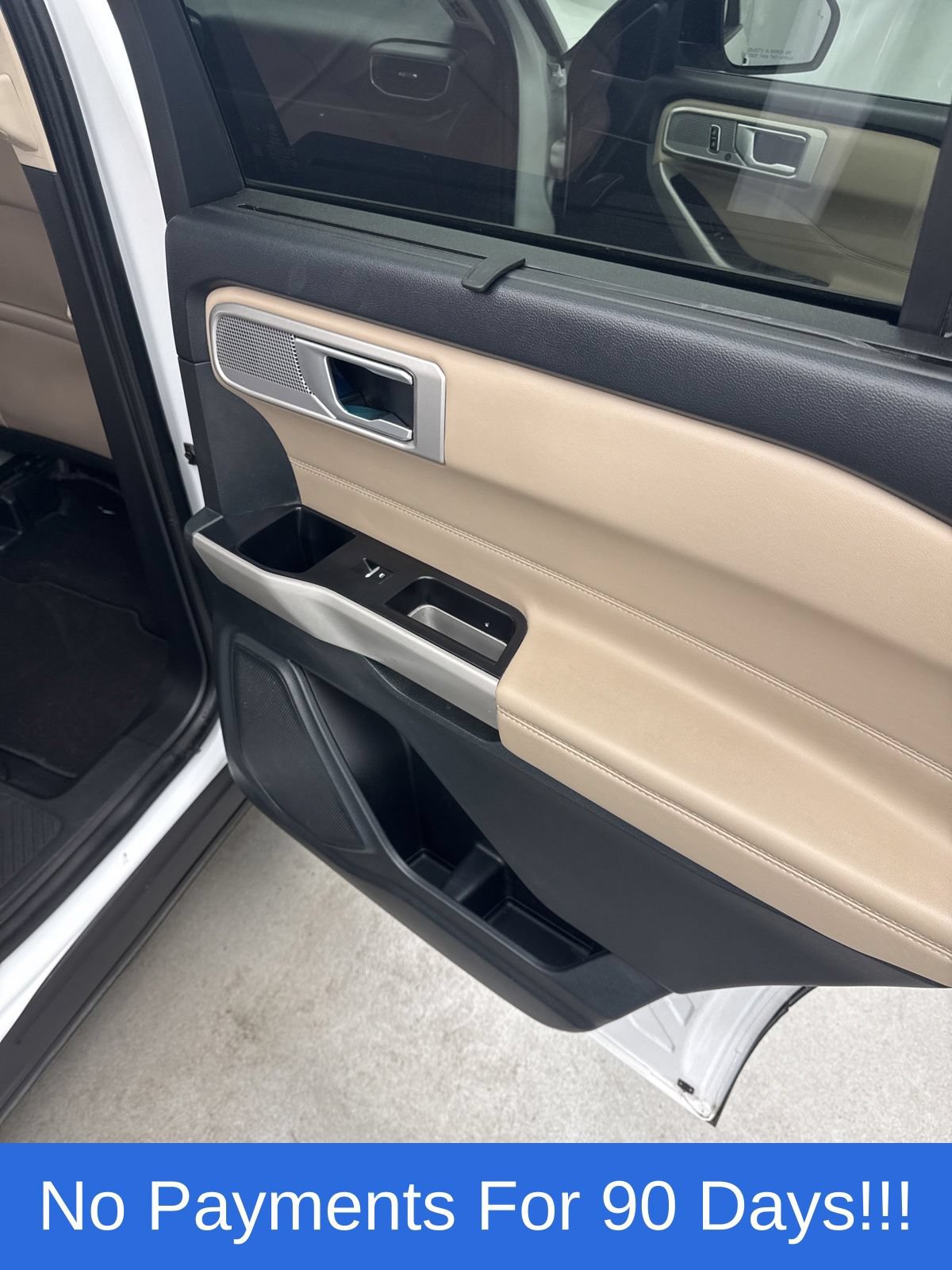 Used 2024 Ford Explorer Limited AWD/4WD image 33
