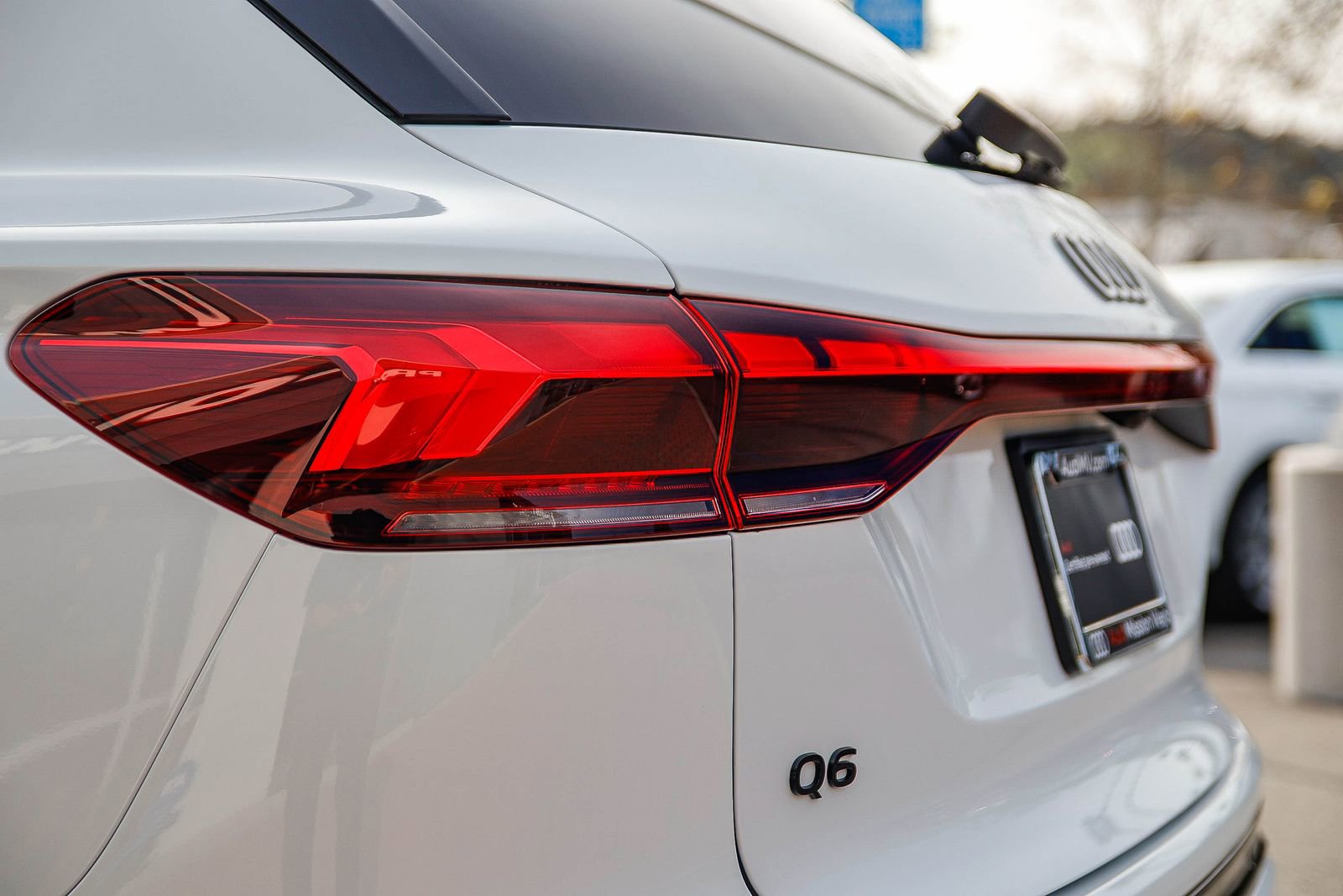 Certified 2025 Audi Q6 e-tron Premium Plus w/ Premium Plus image 9